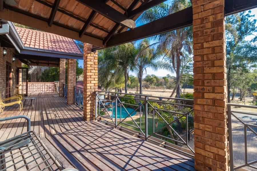 4 Bedroom Property for Sale in Meerhof North West
